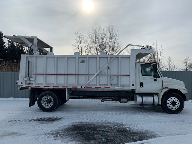 Custom Built Silage Truck Gallery Image